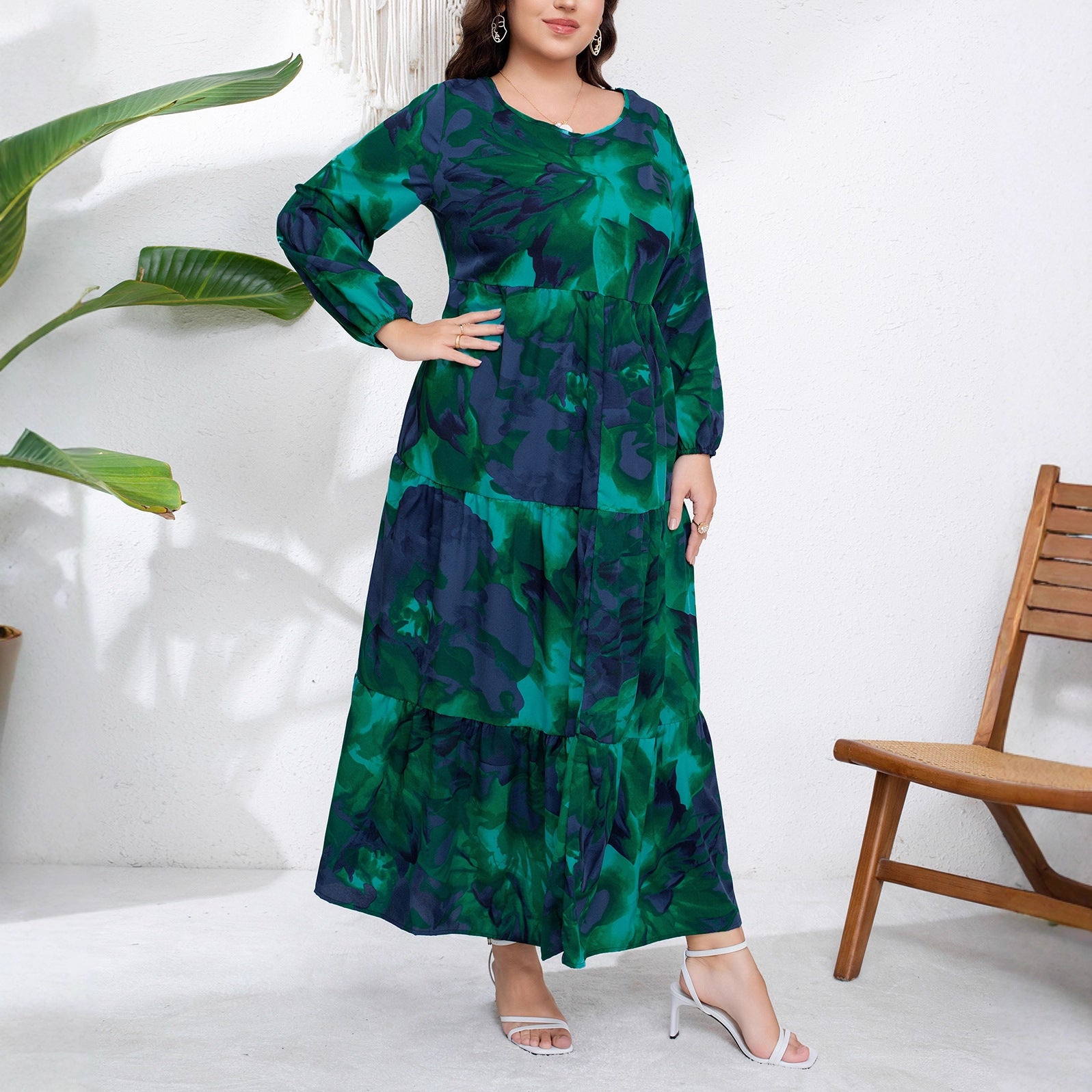 European & American Winter  V-Neck Printed Pleated Long-Sleeve Long Dress