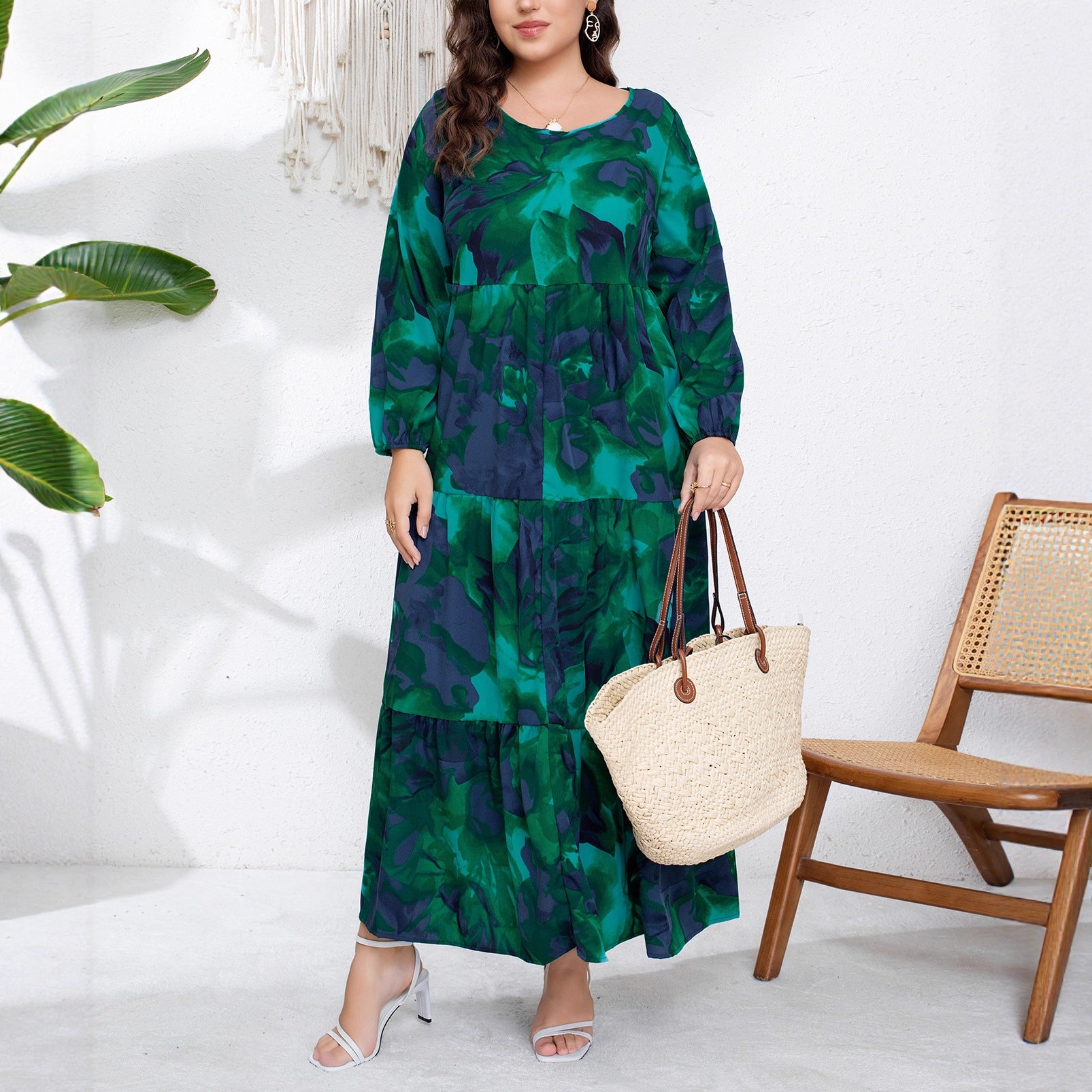 European & American Winter  V-Neck Printed Pleated Long-Sleeve Long Dress