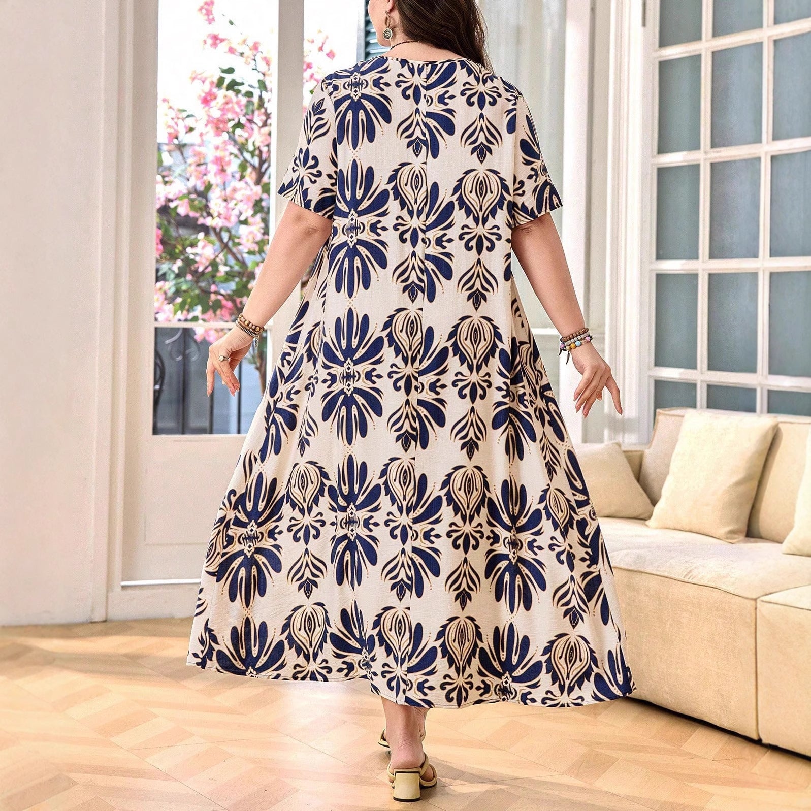 Europen & American Round Neck Short-Sleeved Large Hem Dress